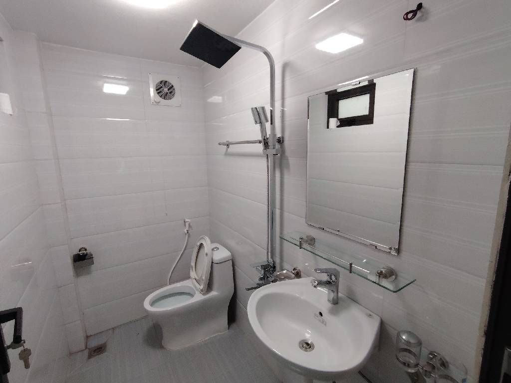 Bán nhà Khương Đình - diện tích 28,5m2 6 tầng - Nhà mới hoàn thiện đẹp long lanh - giá 9,6 tỷ