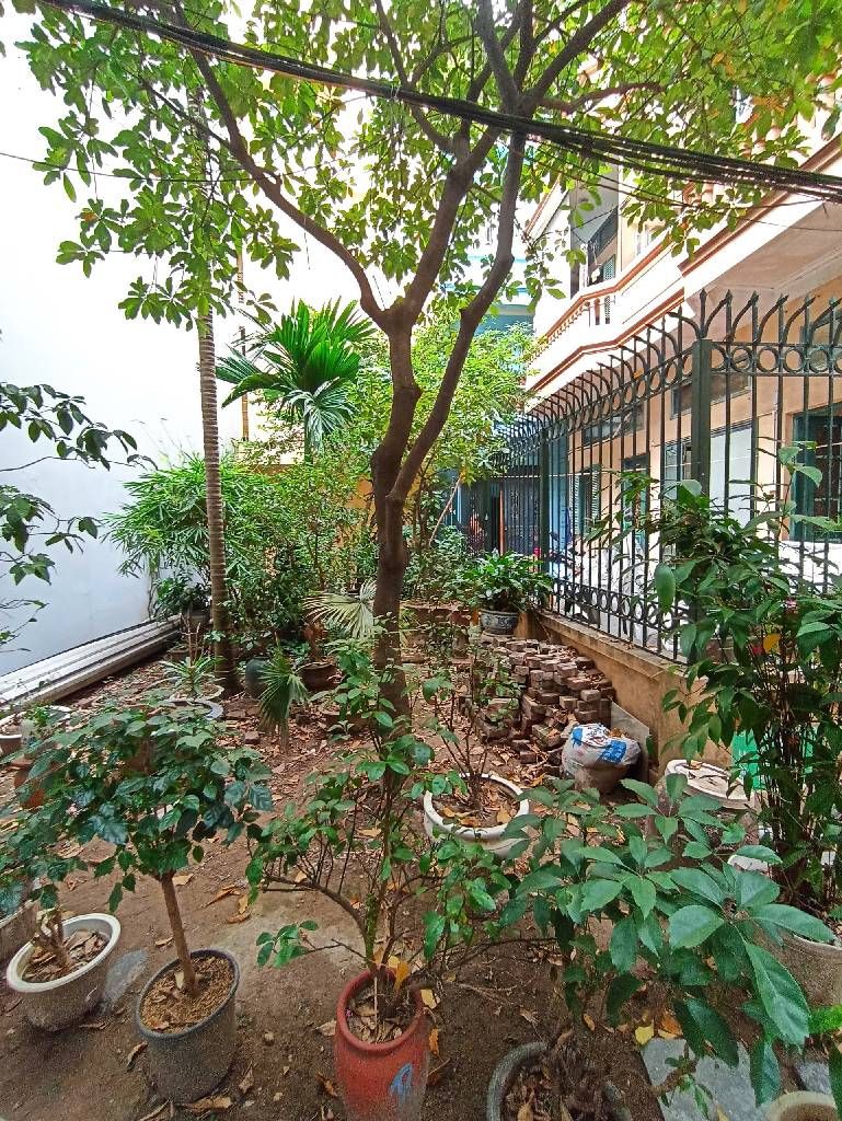 Bán nhà Ô Đồng Lầm - diện tích 40m2 1 tầng - Ô tô tránh - giá 12,8 tỷ