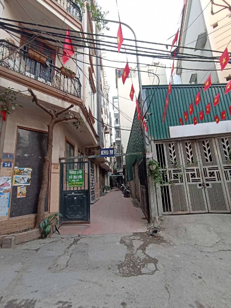 Bán nhà Ô Đồng Lầm - diện tích 40m2 1 tầng - Ô tô tránh - giá 12,8 tỷ