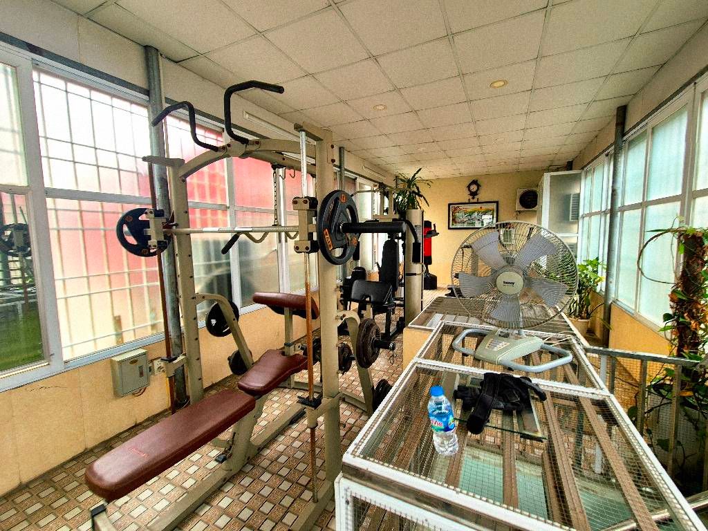 Bán nhà Cự Lộc - diện tích 53m2 6 tầng - Ô TÔ VÀO NHÀ - giá 22,75 tỷ