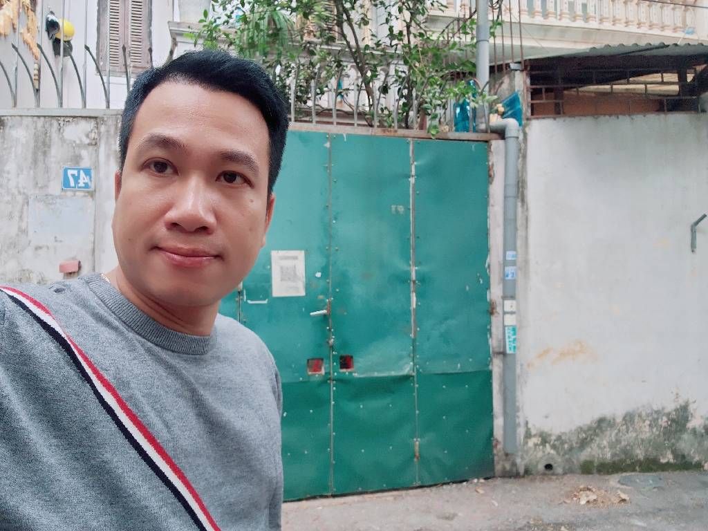 Bán nhà Đặng Tiến Đông - diện tích 73m2 3 tầng - Mặt đường ô tô tránh - giá 23,8 tỷ