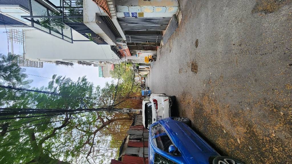 Bán nhà Đặng Tiến Đông - diện tích 73m2 3 tầng - Mặt đường ô tô tránh - giá 23,8 tỷ