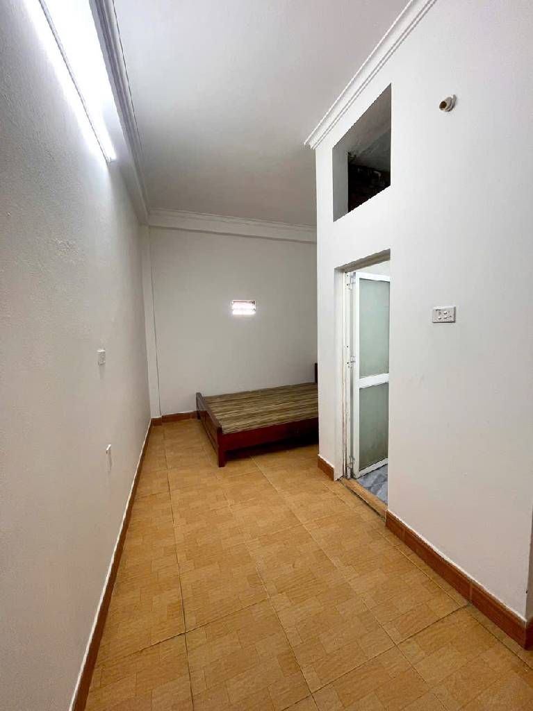 Bán nhà Nguyễn Khoái - diện tích 66m2 4 tầng - SÁT MẶT PHỐ - giá 8,6 tỷ