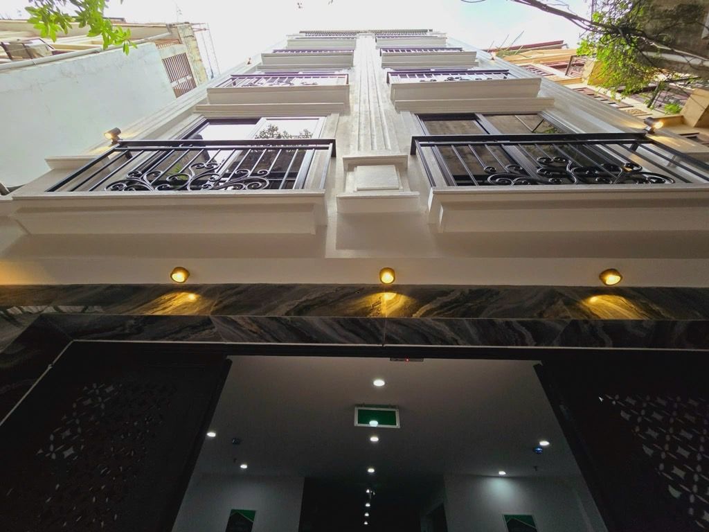 Bán nhà An Trạch - diện tích 67m2 6 tầng - Lô góc 3 thoáng - giá 23 tỷ