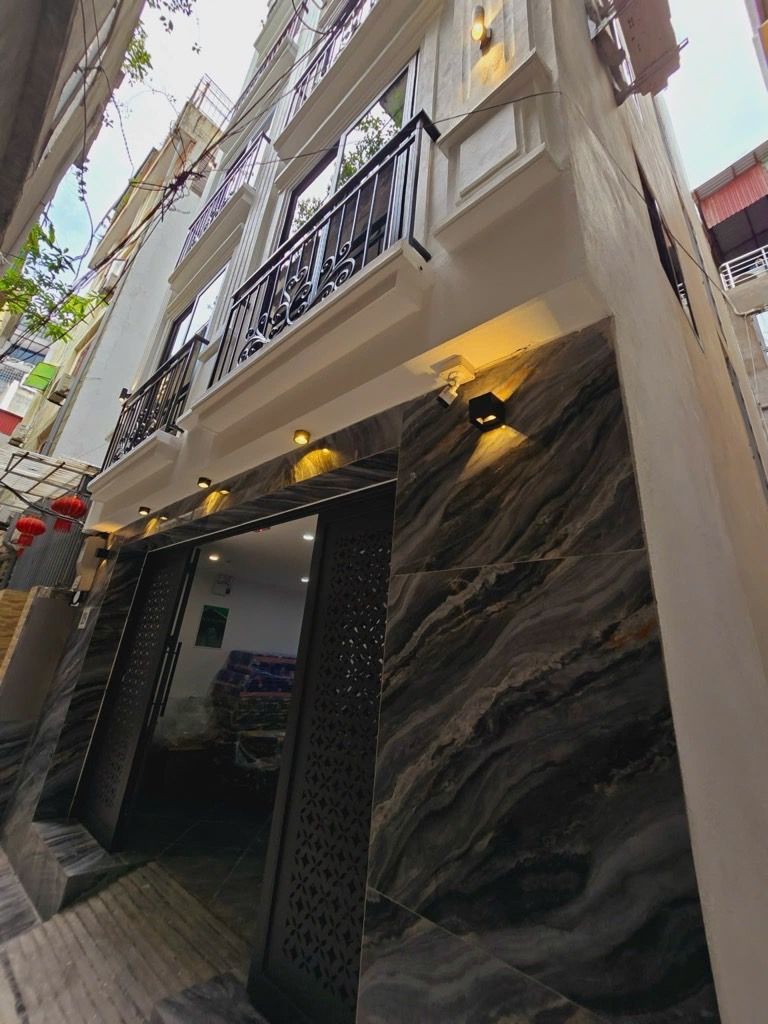 Bán nhà An Trạch - diện tích 67m2 6 tầng - Lô góc 3 thoáng - giá 23 tỷ