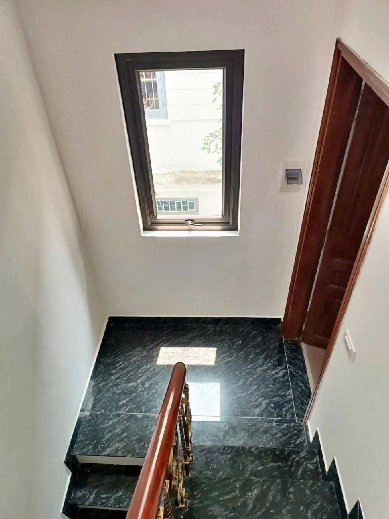 Bán nhà Giáp Bát - diện tích 35m2 4 tầng - Ngõ 119 gần sát Ô tô - giá 9,7 tỷ