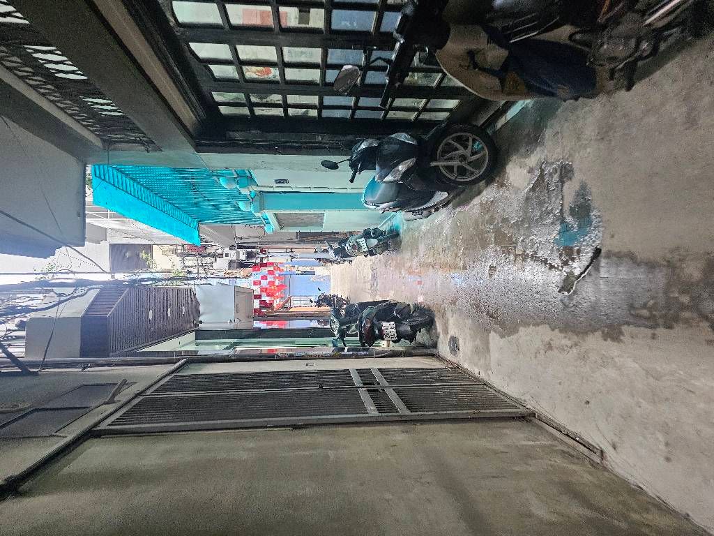 Bán nhà Giáp Bát - diện tích 35m2 4 tầng - Ngõ 119 gần sát Ô tô - giá 9,7 tỷ