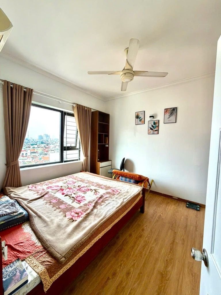 Bán nhà Lạc Trung - diện tích 102.3m2 14 tầng - Nhà đẹp hiếm có - giá 8,7 tỷ