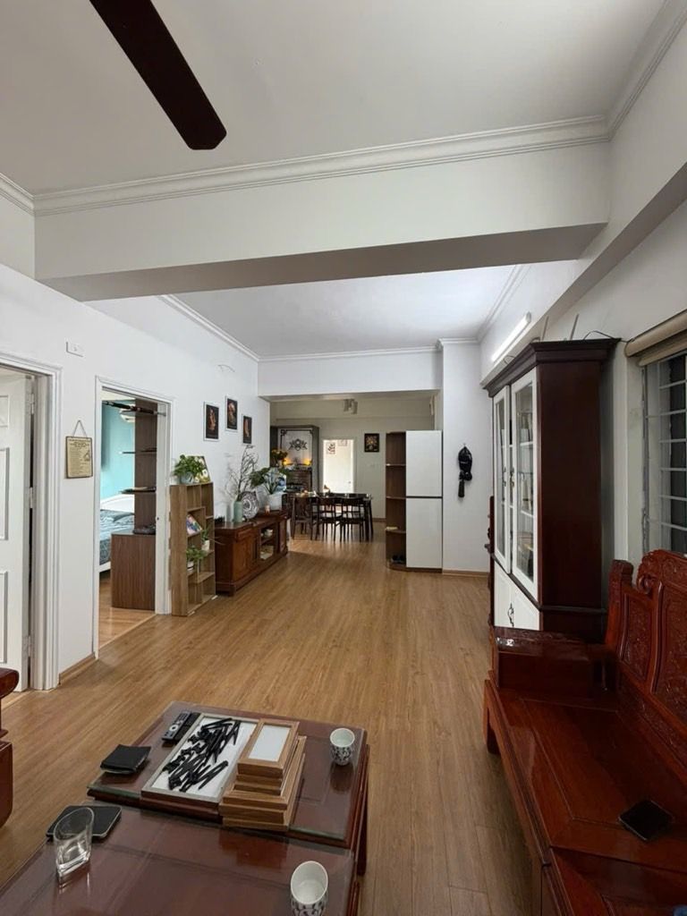 Bán nhà Lạc Trung - diện tích 102.3m2 14 tầng - Nhà đẹp hiếm có - giá 8,7 tỷ