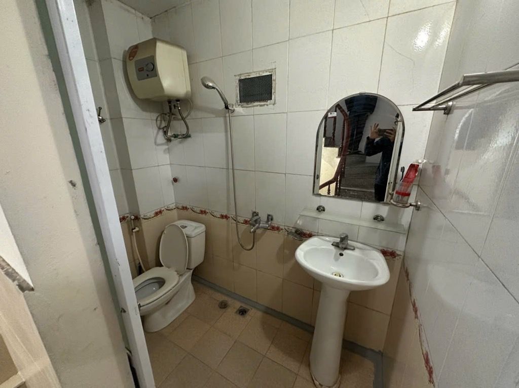 Bán nhà Đỗ Mười - diện tích 30m2 5 tầng - Nhà dân xây chắc chắn - giá 7,5 tỷ