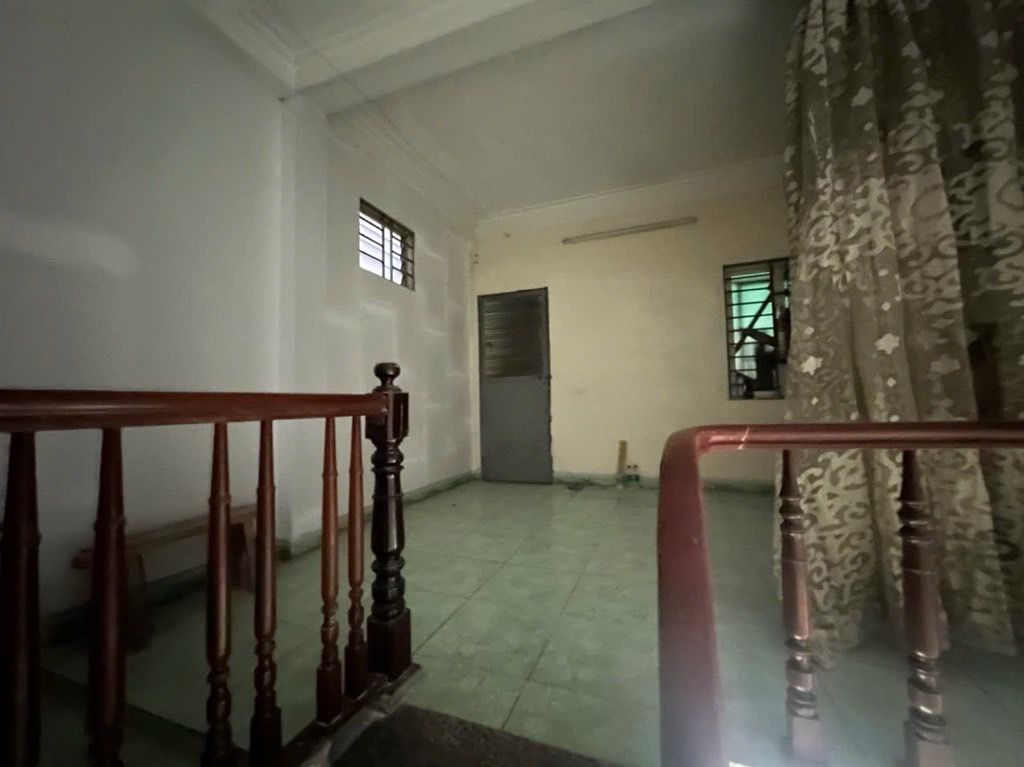 Bán nhà Đỗ Mười - diện tích 30m2 5 tầng - Nhà dân xây chắc chắn - giá 7,5 tỷ