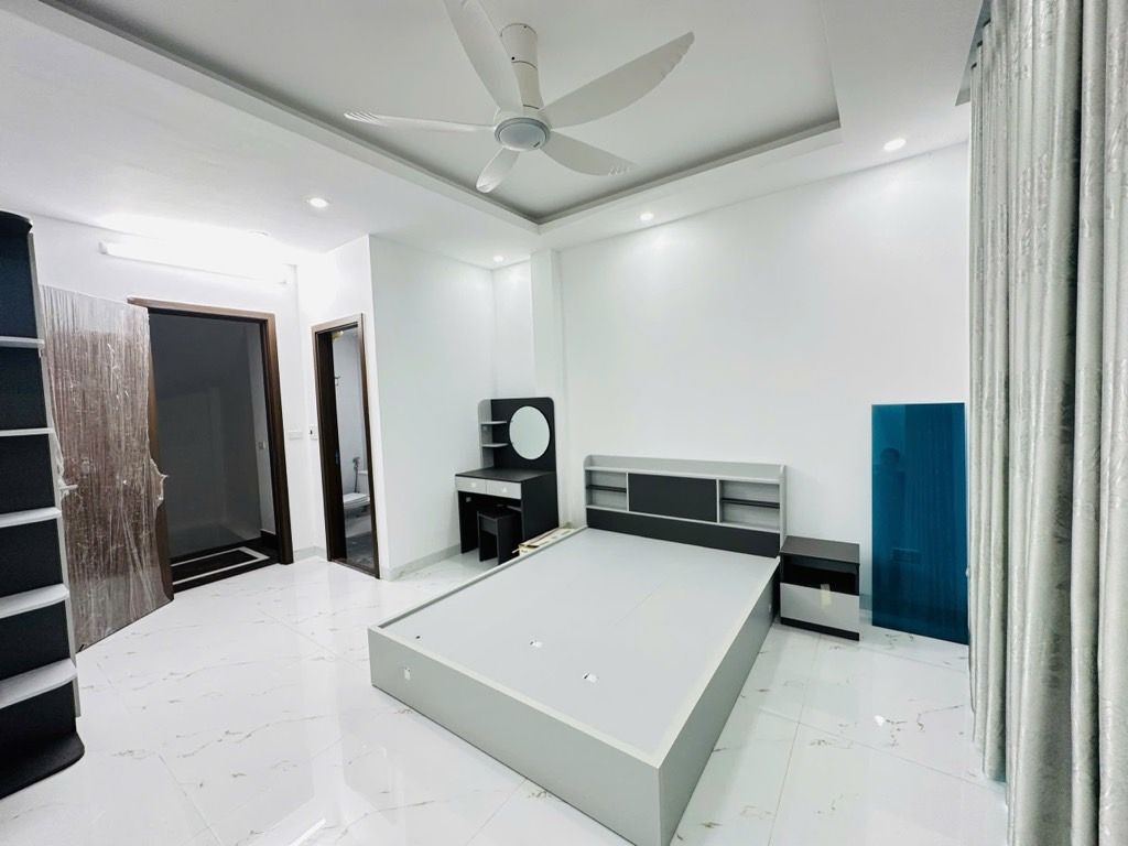 Bán nhà Nguyễn Lương Bằng - diện tích 31.1m2 5 tầng - Nhà đẹp mới long lanh đón Tết - giá 10,8 tỷ