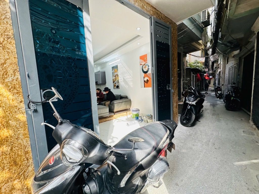 Bán nhà Nguyễn Lương Bằng - diện tích 31.1m2 5 tầng - Nhà đẹp mới long lanh đón Tết - giá 10,8 tỷ