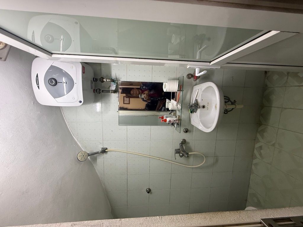 Bán nhà Nguyễn Viết Xuân - diện tích 74.8m2 4 tầng - Ô tô đỗ cửa - giá 21 tỷ