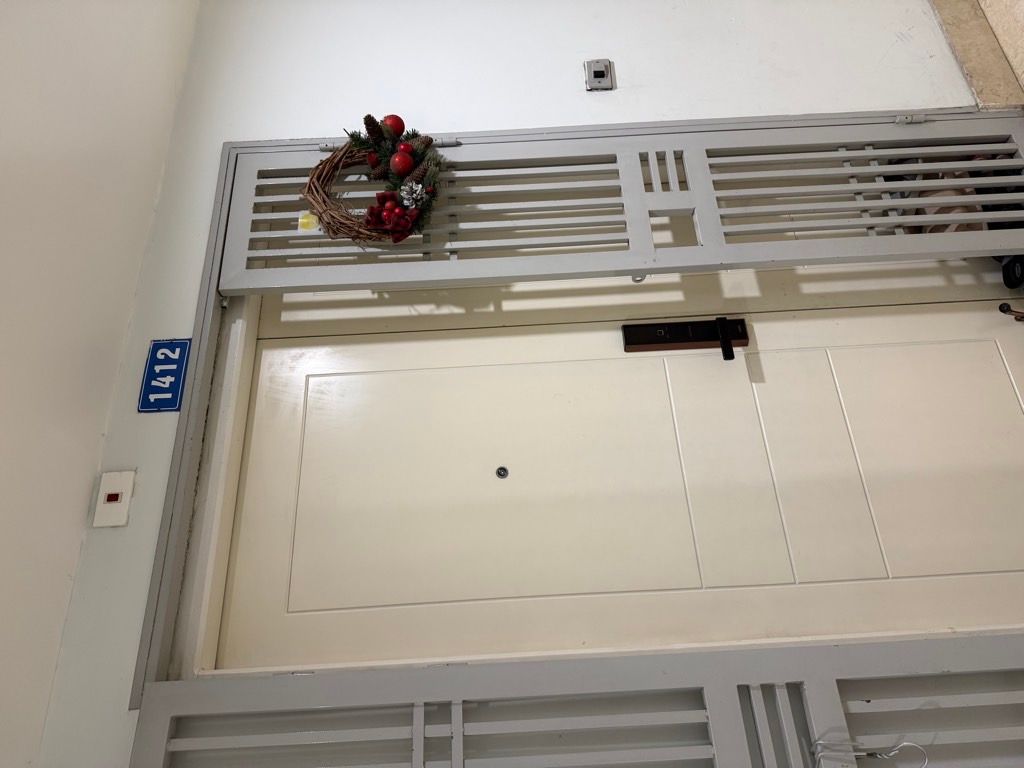 Bán nhà Trần Hoà - diện tích 103.5m2 14 tầng - Căn hộ chung cư đẹp - giá 8,2 tỷ