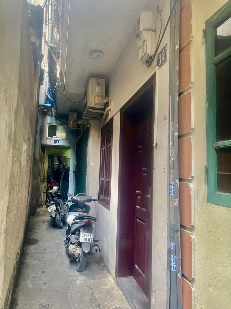 Bán nhà Trương Định - diện tích 18.8m2 5 tầng - Lô góc 2 mặt thoáng - giá 4,8 tỷ