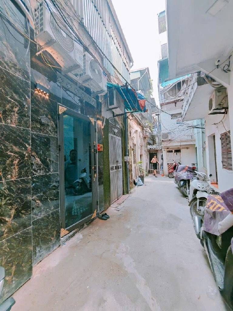 Bán nhà Chợ Khâm Thiên - diện tích 60m2 1 tầng - nhà 3 ngủ 2 WC - giá 3,69 tỷ