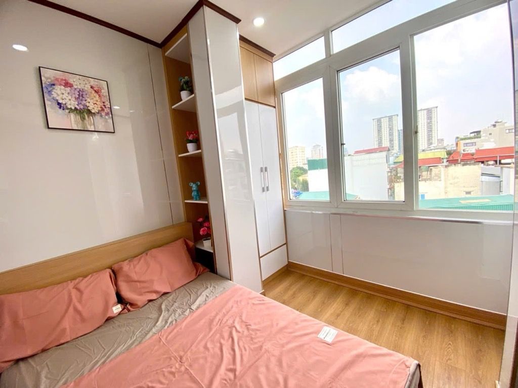 Bán nhà Yên Lãng - diện tích 50m2 6 tầng - Lô góc, ánh sáng tự nhiên - giá 2,35 tỷ