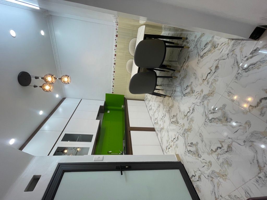 Bán nhà Nam Dư - diện tích 32,4m2 5 tầng - Lô góc - giá 8,6 tỷ