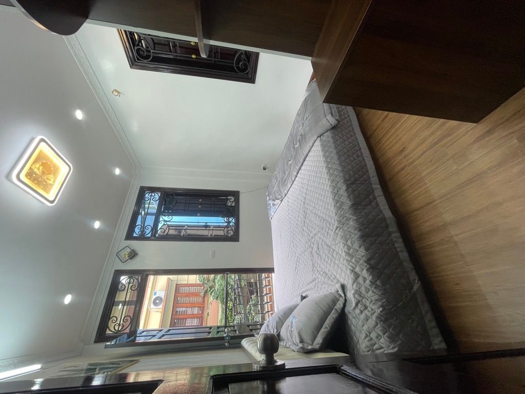 Bán nhà Nam Dư - diện tích 32,4m2 5 tầng - Lô góc - giá 8,6 tỷ