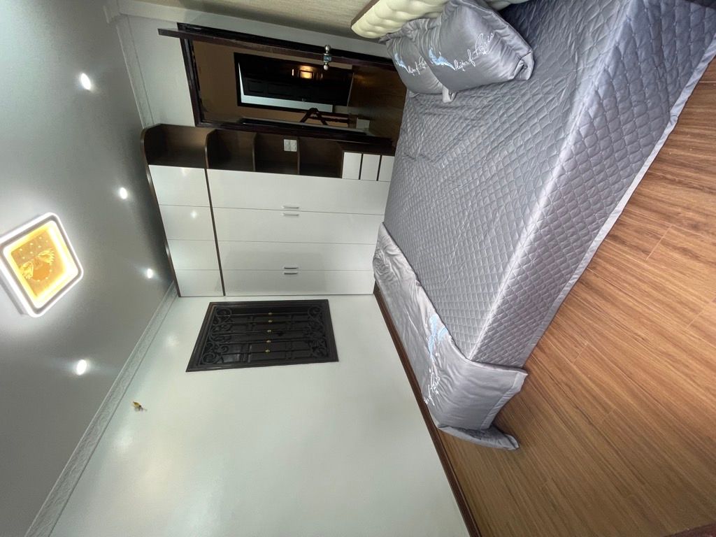 Bán nhà Nam Dư - diện tích 32,4m2 5 tầng - Lô góc - giá 8,6 tỷ