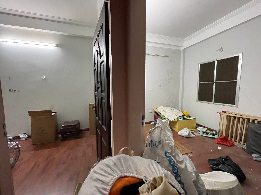 Bán nhà Trương Định - diện tích 42m2 4 tầng - Nhà đẹp hiếm có - giá 10 tỷ