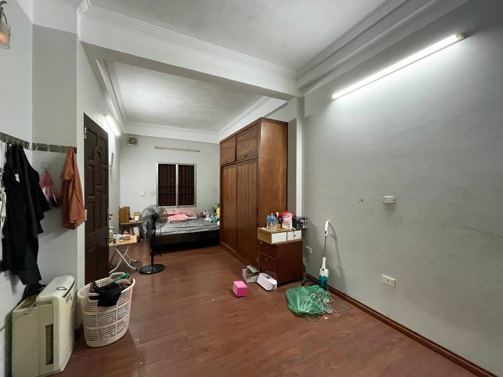 Bán nhà Trương Định - diện tích 42m2 4 tầng - Nhà đẹp hiếm có - giá 10 tỷ