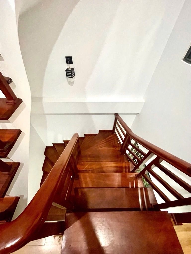 Bán nhà Khương Thượng - diện tích 39m2 5 tầng - Ô TÔ CÁCH 20M - giá 8,5 tỷ