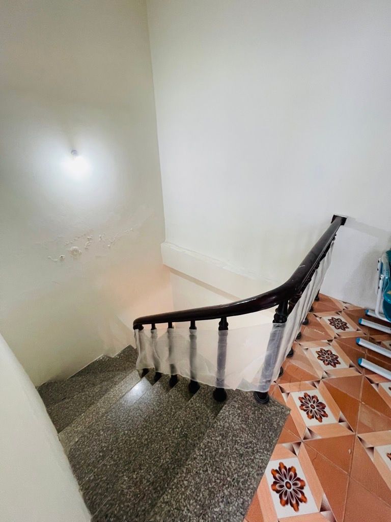 Bán nhà Định Công Hạ - diện tích 74m2 3 tầng - ô tô đỗ tránh - giá 4,2 tỷ