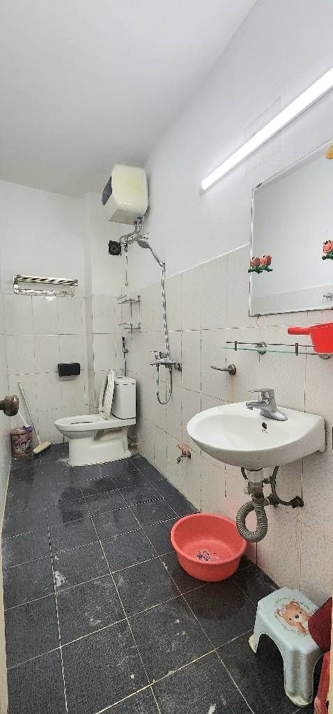 Bán nhà Giếng Mứt - diện tích 25m2 4 tầng - Nhà đẹp hiếm có - giá 5,48 tỷ