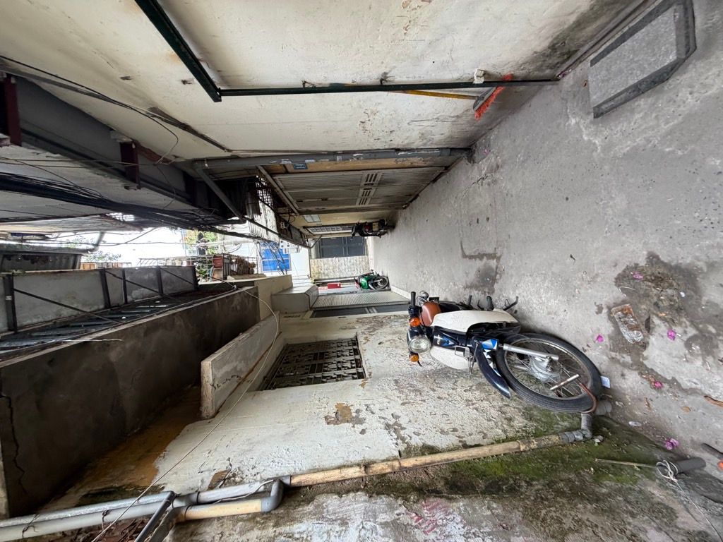 Bán nhà Đường Láng - diện tích 75m2 1 tầng - Căn hộ thông tầng - giá 5,2 tỷ