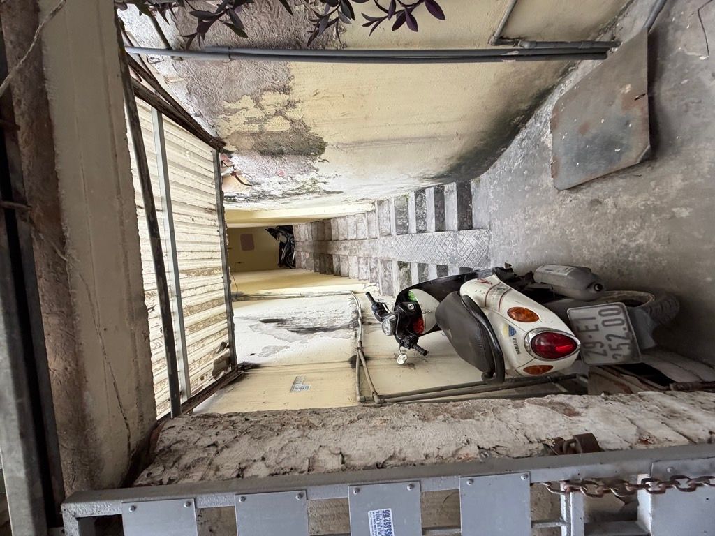 Bán nhà Đường Láng - diện tích 75m2 1 tầng - Căn hộ thông tầng - giá 5,2 tỷ