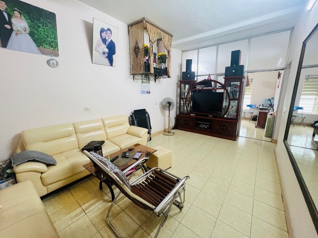 Bán nhà Trung Liệt - diện tích 42.6m2 1 tầng - nhà 3 ngủ - giá 4,35 tỷ