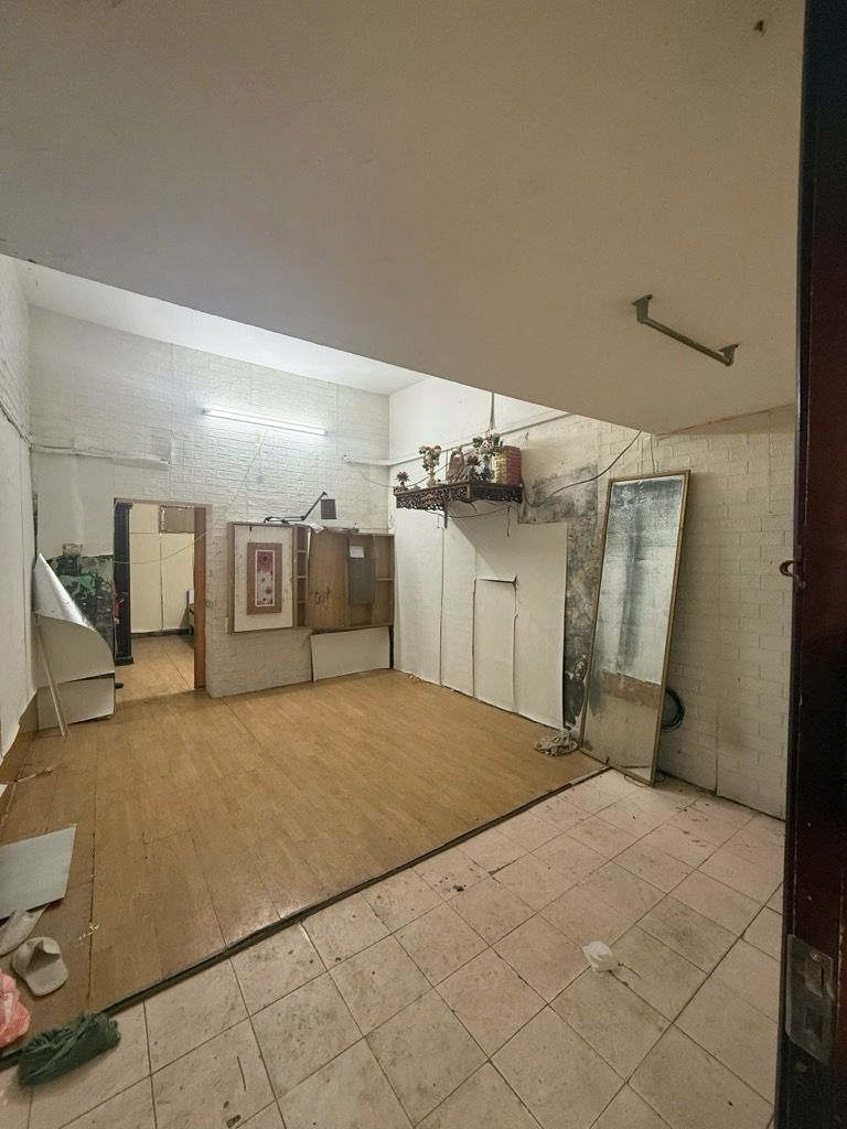 Bán nhà Nguyễn Trãi - diện tích 45m2 1 tầng - Tập thể tầng 1 - giá 3 tỷ