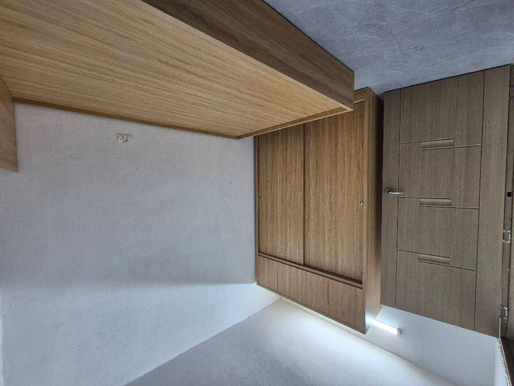 Bán nhà Định Công Hạ - diện tích 30m2 2 tầng - Cần bán gấp - giá 2,2 tỷ