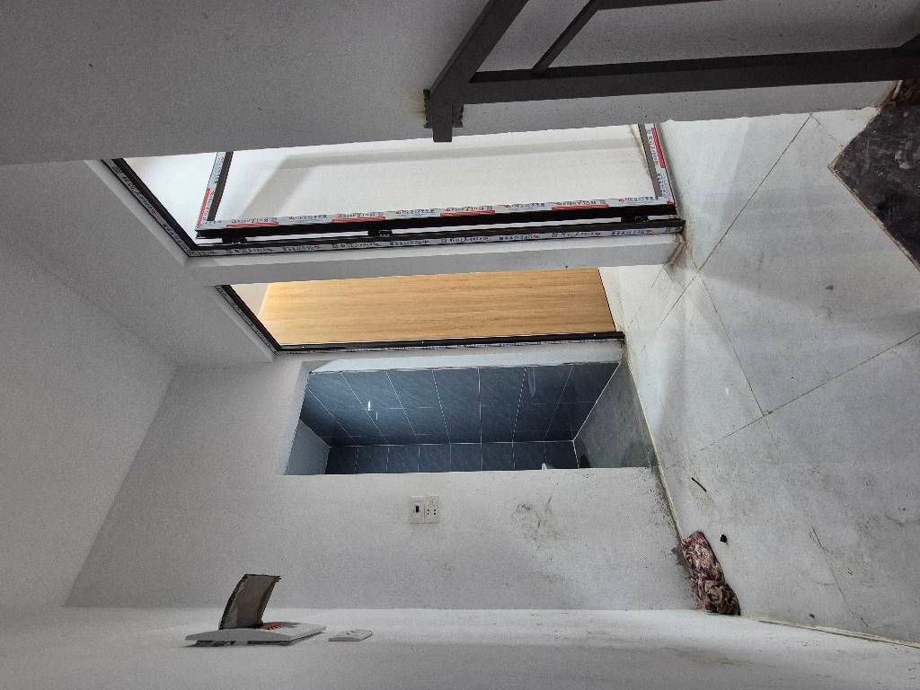 Bán nhà Định Công Hạ - diện tích 30m2 2 tầng - Cần bán gấp - giá 2,2 tỷ