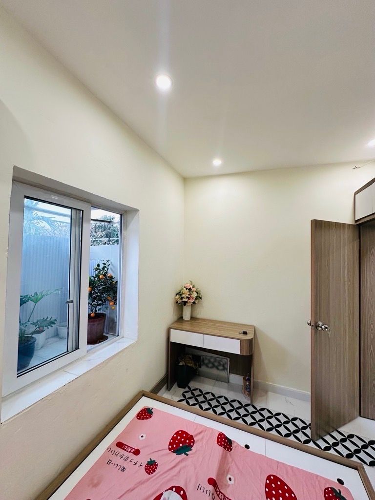 Bán nhà Bạch Mai - diện tích 30m2 1 tầng - Sổ đỏ chính chủ - giá 2,35 tỷ