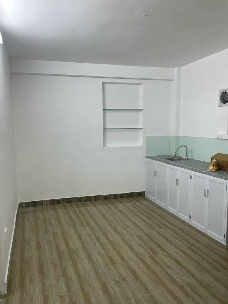 Bán nhà Bạch Mai - diện tích 40m2 1 tầng - Căn hộ chung cư mini - giá 2,35 tỷ