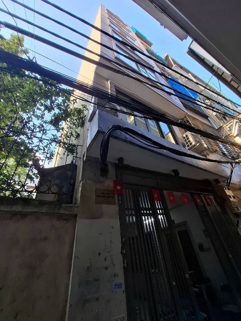 Bán nhà Hoàng Ngân - diện tích 50m2 1 tầng - Ngõ ô tô - giá 2,39 tỷ