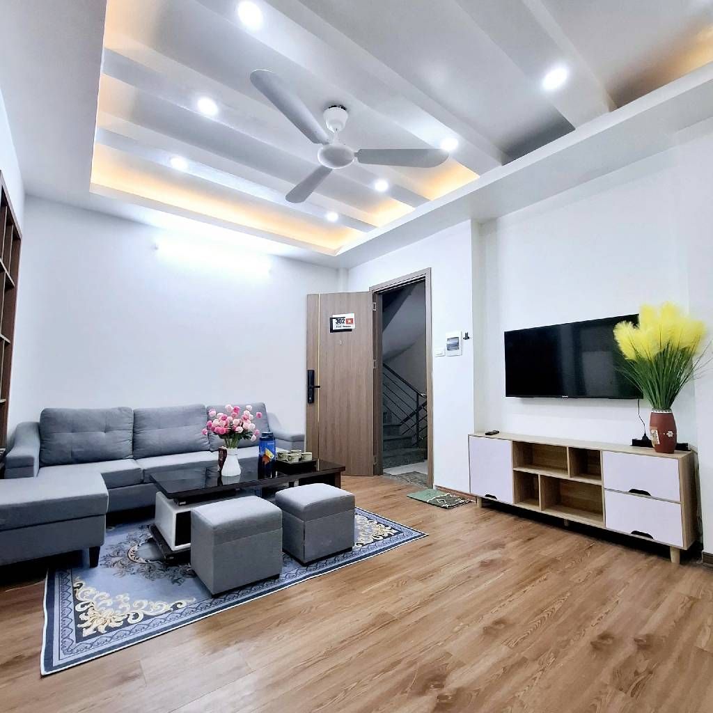 Bán nhà Hoàng Ngân - diện tích 50m2 1 tầng - Ngõ ô tô - giá 2,39 tỷ