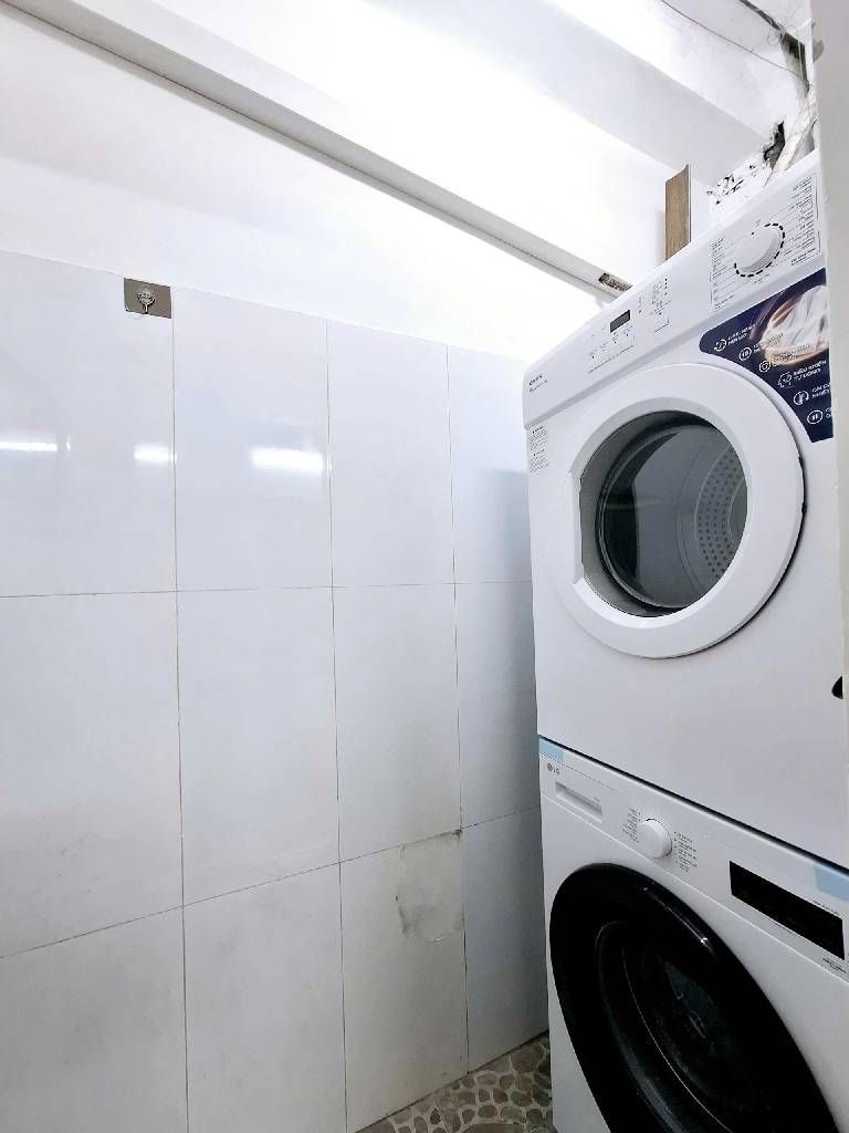 Bán nhà Hoàng Ngân - diện tích 50m2 1 tầng - Ngõ ô tô - giá 2,39 tỷ