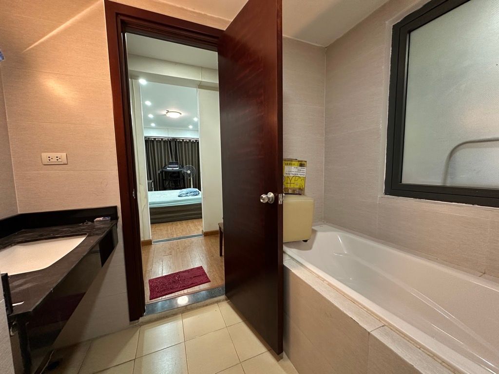 Bán nhà Bán đảo Linh Đàm - diện tích 118.6m2 20 tầng - Cực hiếm - giá 13,6 tỷ