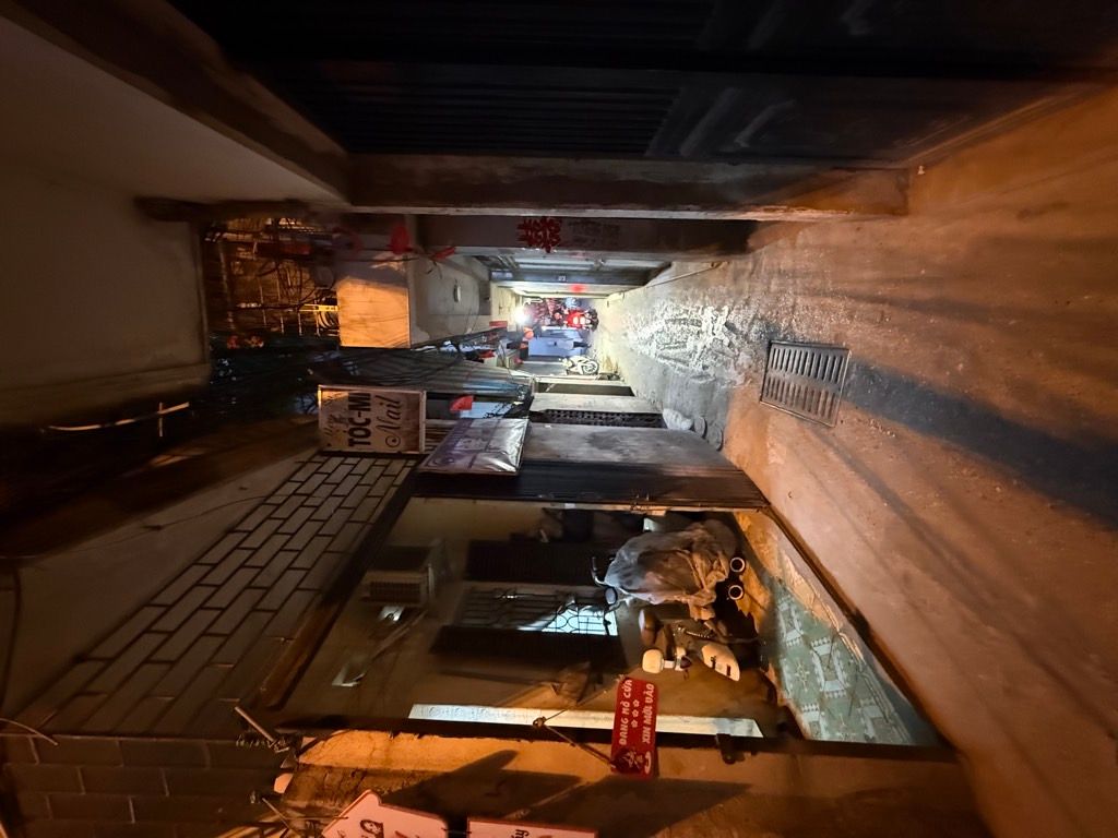 Bán nhà Kim Ngưu - diện tích 77m2 3 tầng - ô tô đỗ gần nhà - giá 21 tỷ