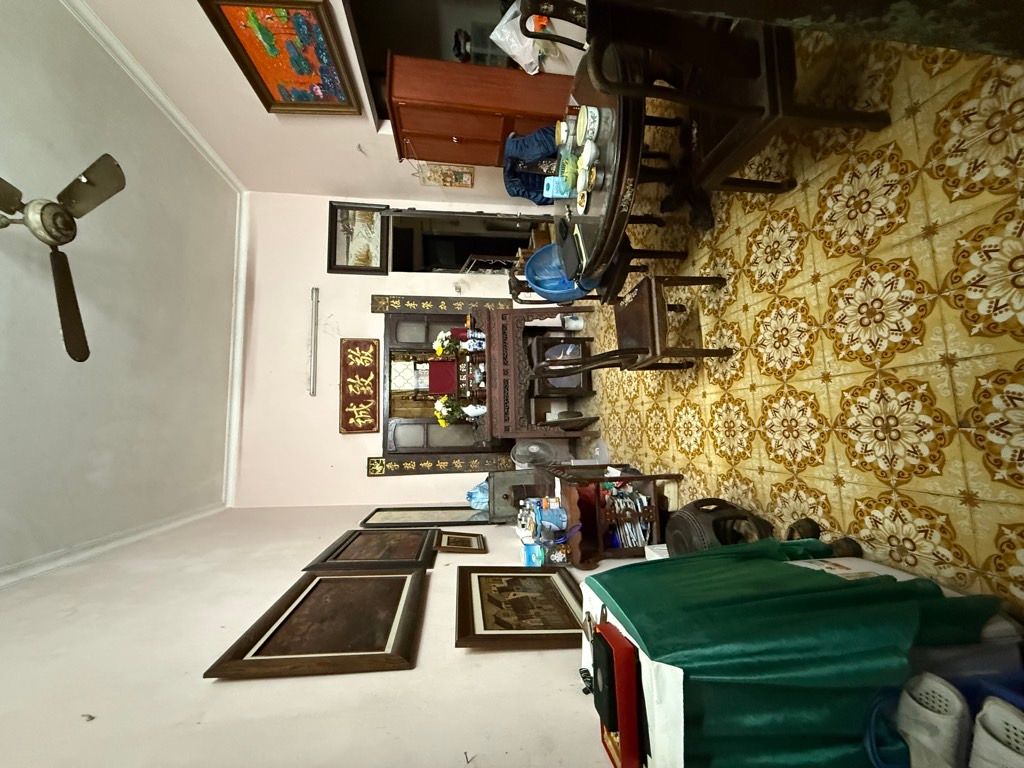 Bán nhà Kim Ngưu - diện tích 77m2 3 tầng - ô tô đỗ gần nhà - giá 21 tỷ