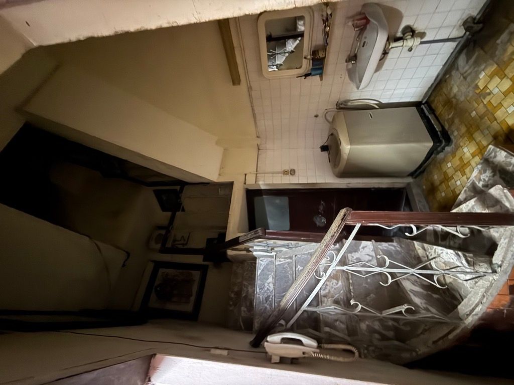 Bán nhà Kim Ngưu - diện tích 77m2 3 tầng - ô tô đỗ gần nhà - giá 21 tỷ