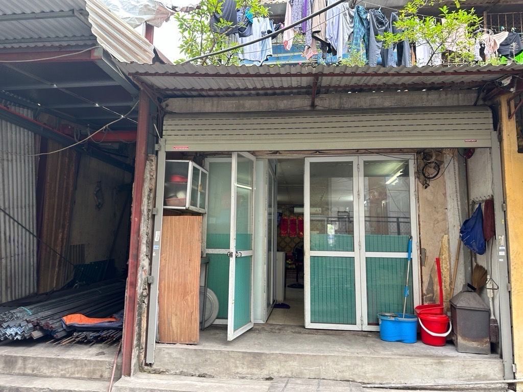 Bán nhà Khuất Duy Tiến - diện tích 145m2 1 tầng - Mặt phố kinh doanh sầm uất - giá 9,5 tỷ