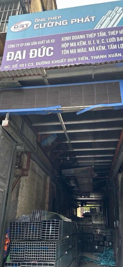 Bán nhà Khuất Duy Tiến - diện tích 145m2 1 tầng - Mặt phố kinh doanh sầm uất - giá 9,5 tỷ