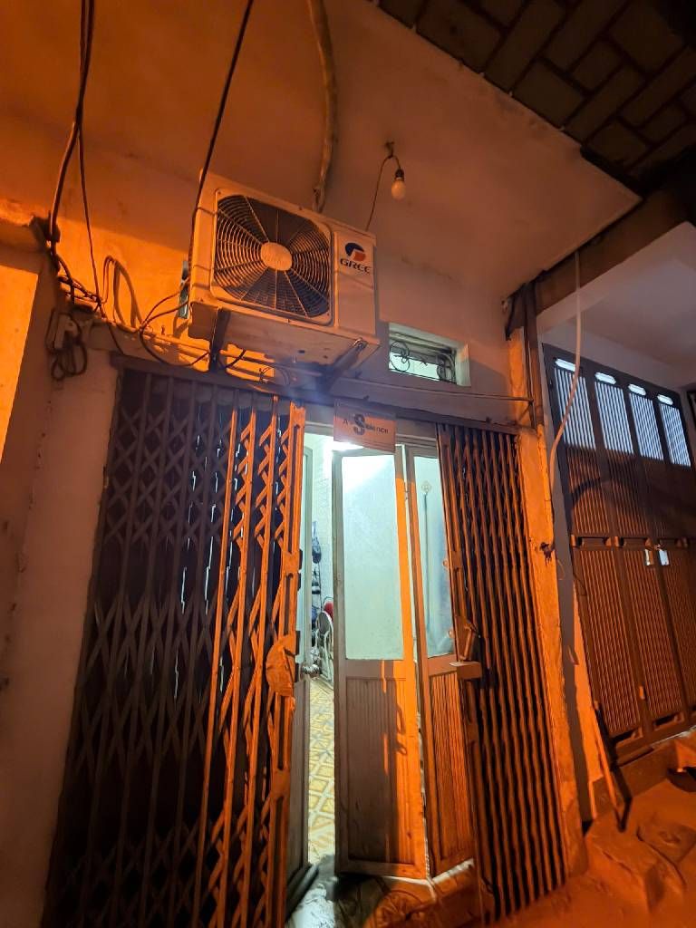 Bán nhà Khương Đình - diện tích 16m2 3 tầng - Bán đất tặng nhà - giá 5,75 tỷ