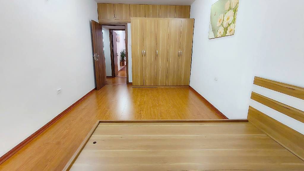 Bán nhà Khương Đình - diện tích 68m2 1 tầng - Căn hộ tầng 3 view sân chơi - giá 4,6 tỷ