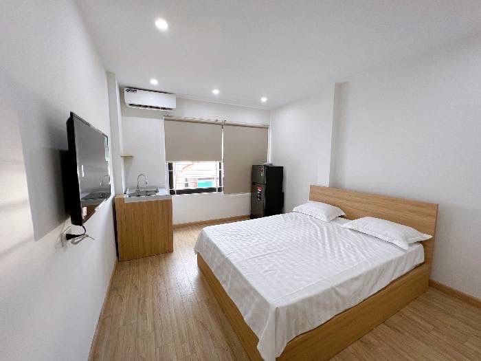 Bán nhà Khâm Thiên - diện tích 50.3m2 8 tầng - Lô góc thang máy - giá 17 tỷ